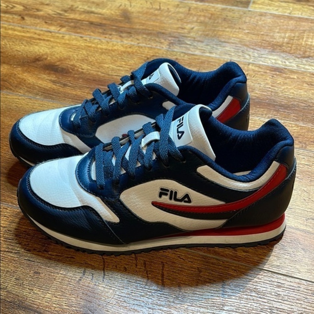Fila Tennis Shoes - Red White & Blue Lace Up‎ Sneakers EUC - Mens 7